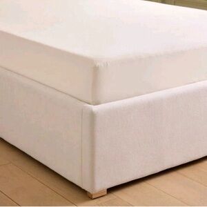 NWOT QUINCE Organic Mattress Protector Natural 6273